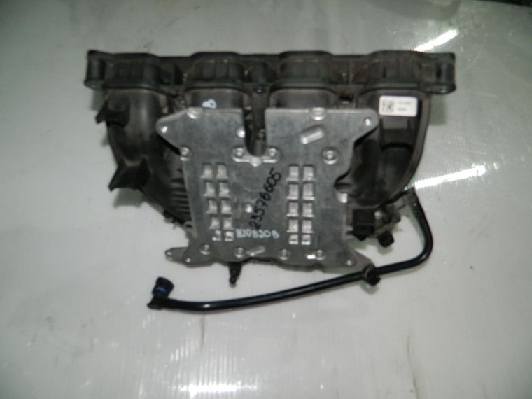Коллектор впускной BMW 5-Series F10 N20B20B (Контрактный) 23576605