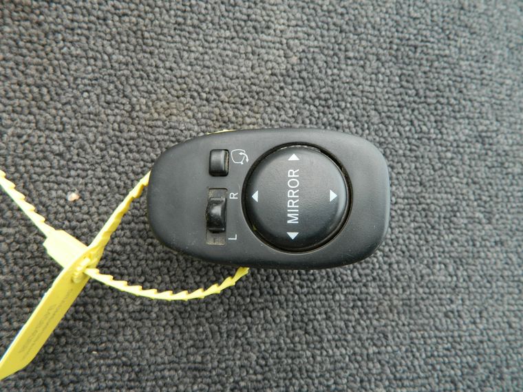 Блок управления зеркалами TOYOTA CORONA ST191 (Контрактный) 94584068