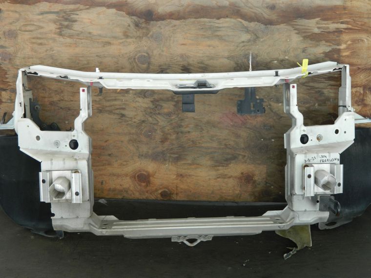 Рамка радиатора LAND ROVER FREELANDER L314 (Контрактный) 94584193