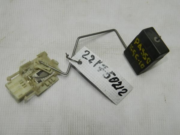 Датчик уровня топлива TOYOTA PASSO KGC30 (Контрактный)