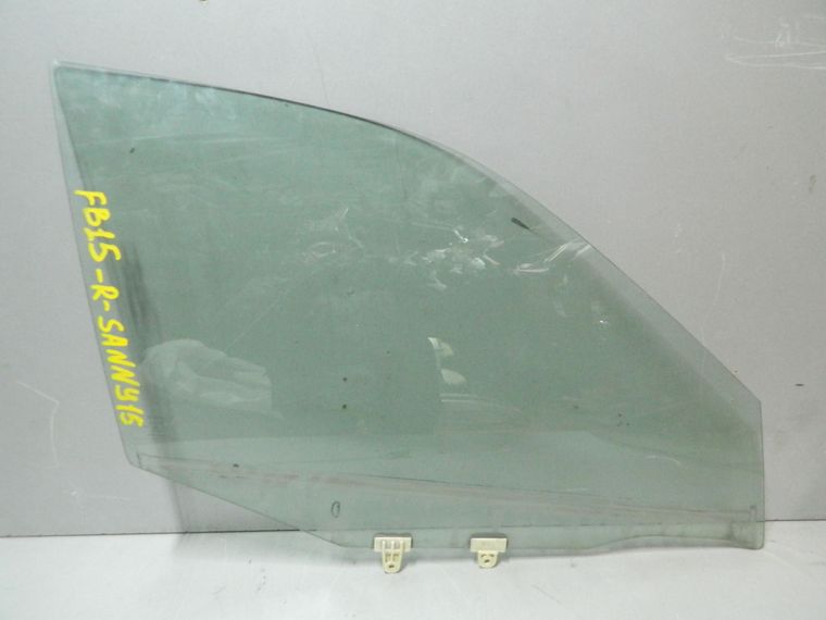 Стекло двери NISSAN SUNNY FB15 Перед Прав (Контрактный) 79590912
