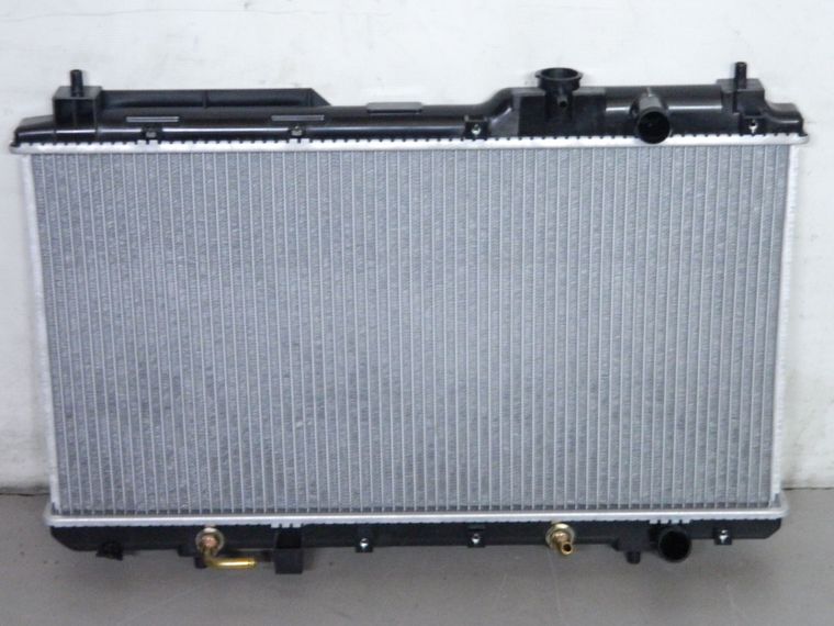 Радиатор охлаждения GENERAL PARTS 19010P3F901 HONDA CR-V RD1 96-01 ORTHIA/PARTNER EL#/EY# 96-05