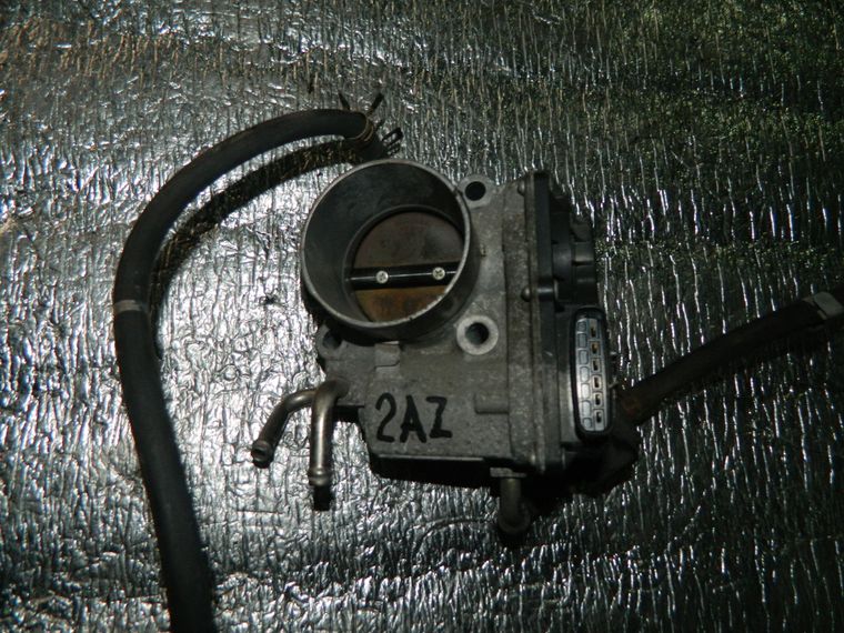 Дроссельная заслонка TOYOTA IPSUM ACM21 2AZFE (Контрактный) 33392606