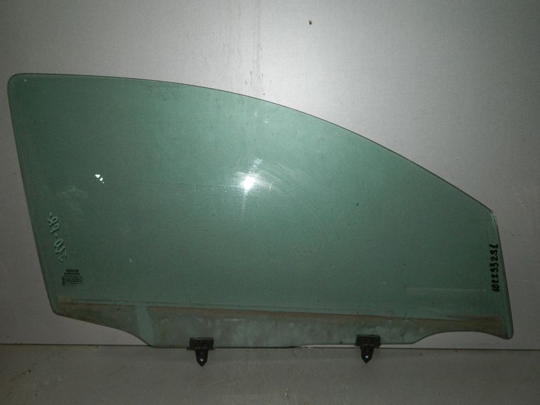 Стекло двери NISSAN QASHQAI J10 Перед Прав (Контрактный) 102233231
