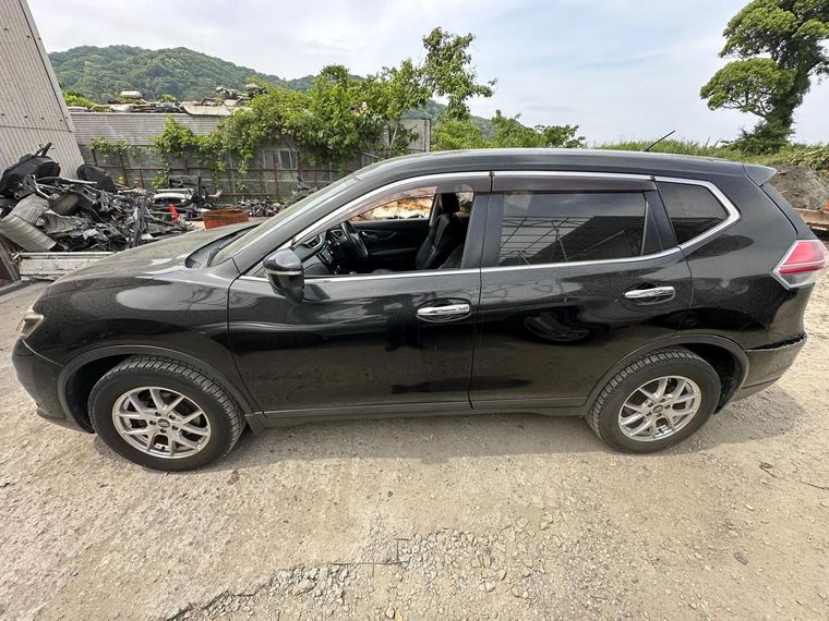 Крыло NISSAN X-TRAIL NT32 Перед Лев (Контрактный) 140088040