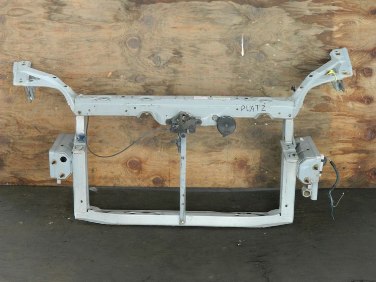 Рамка радиатора TOYOTA PLATZ NCP12 (Контрактный) 94584196