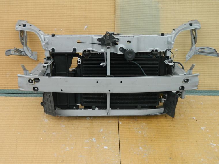 Радиатор кондиционера TOYOTA PLATZ NCP12 (Контрактный) 28603249