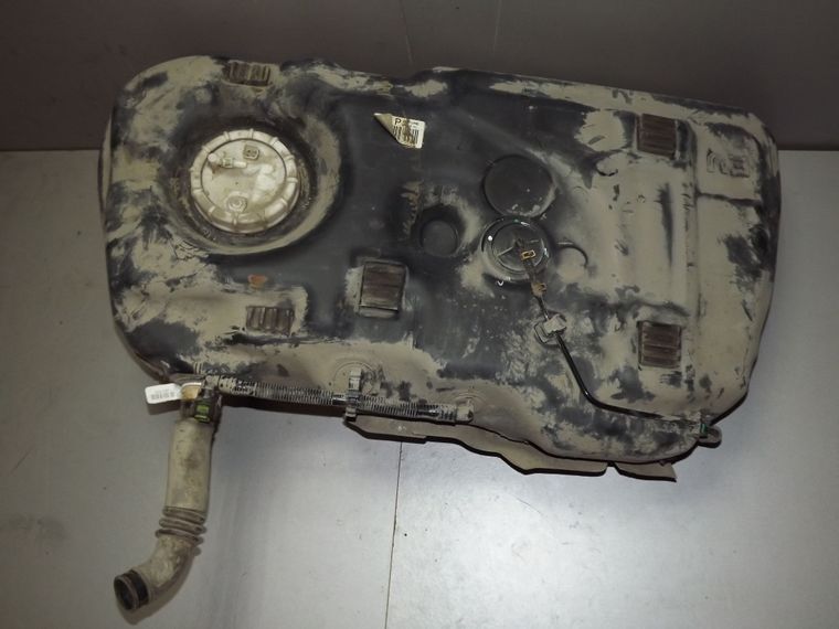 Топливный бак HONDA CR-V RE5 R20A (Контрактный) 35017662