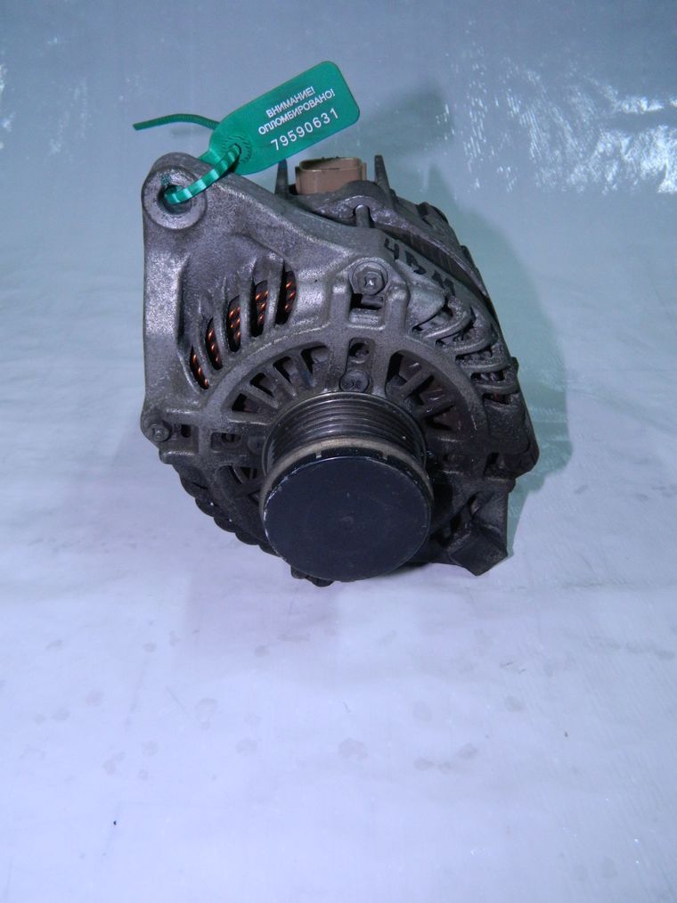 Генератор MITSUBISHI 4B11 (Контратный) 79590631