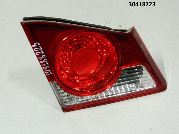 Фонарь в крышку багажника HONDA CIVIC FD1 Зад Лев (Контрактный) 30418223