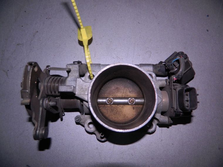 Дроссельная заслонка NISSAN RB25DE (Контрактный) 79780857