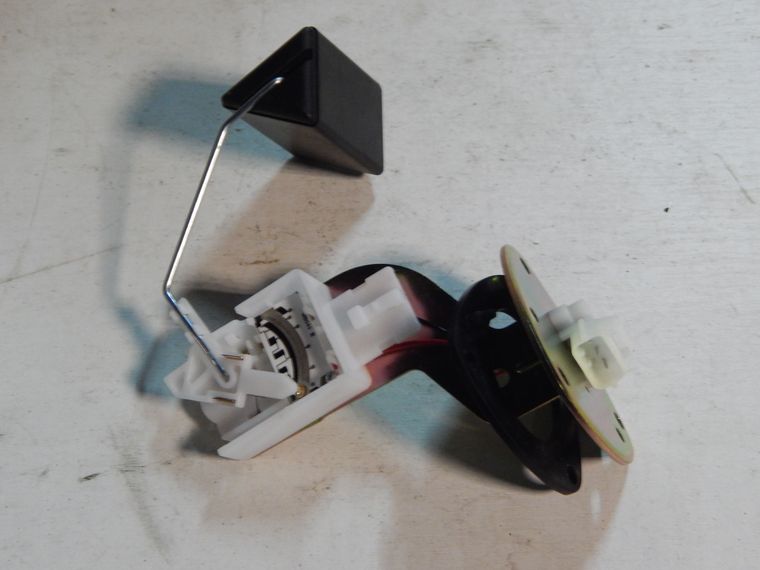 Датчик уровня топлива GENERAL PARTS MR503462 MITSUBISHI LANCER