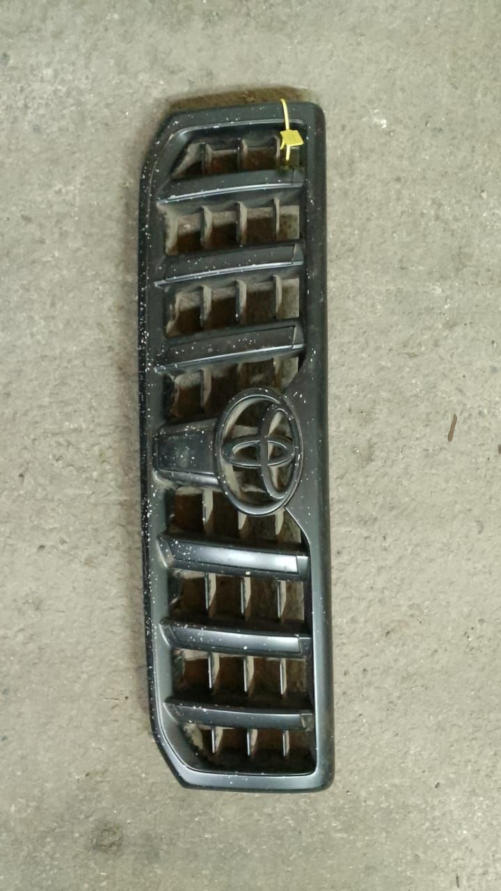Решетка радиатора TOYOTA LAND CRUISER PRADO GRJ120 (Б/У) 94592988