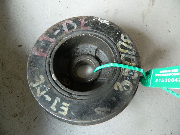Шкив коленвала TOYOTA EJDE (Контрактный) 81530842