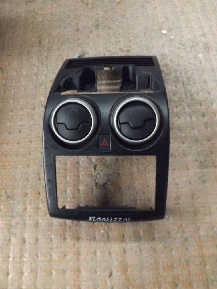 Рамка магнитолы NISSAN DUALIS J10 (Контрактный) 1022330028