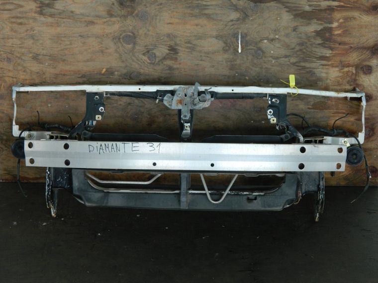 Рамка радиатора MITSUBISHI DIAMANTE F31A (Контрактный) 94584206