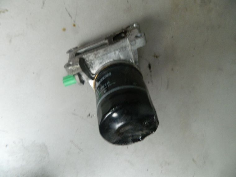 Крепление масляного фильтра MAZDA AXELA BLEFP LF (Контрактный) 2529300048