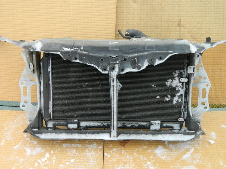 Радиатор кондиционера LEXUS IS250 GSE20 (Контрактный) 39177235