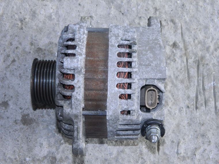 Генератор NISSAN TEANA J32 VQ25DE (Контрактный) 19033014