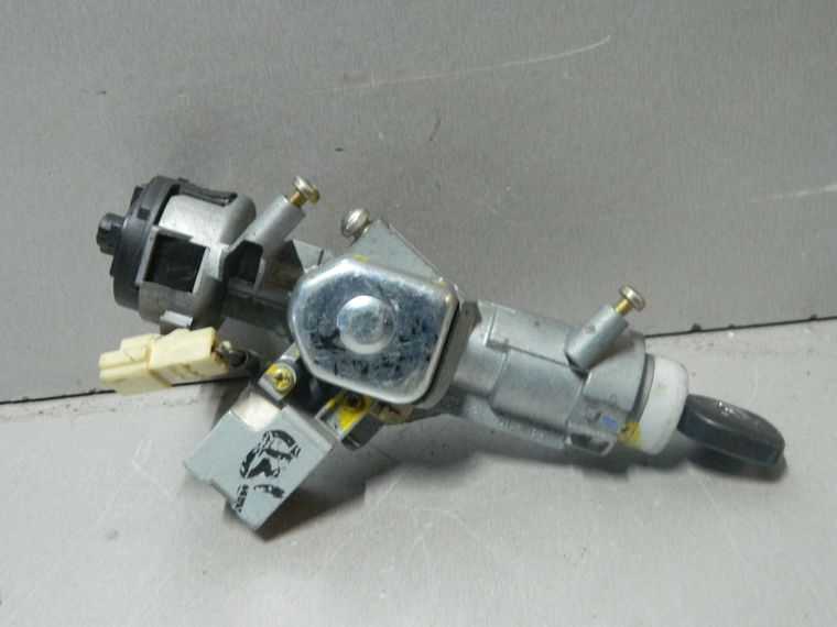 Замок зажигания MAZDA AXELA BK3P (Контрактный) 81528163