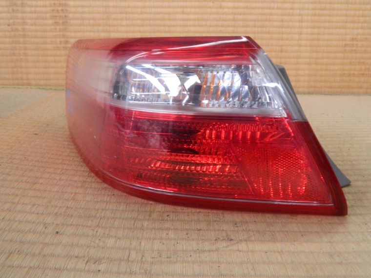 Фонарь TOYOTA CAMRY ACV40 Зад Лев 33100 (Контрактный) 28925054