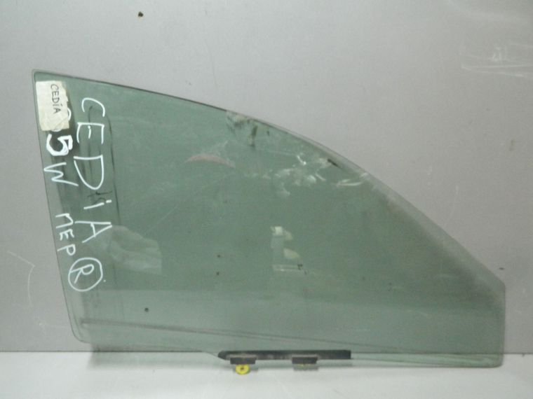 Стекло двери MITSUBISHI LANCER CEDIA CS5W Перед Прав (Контрактный) 79590926