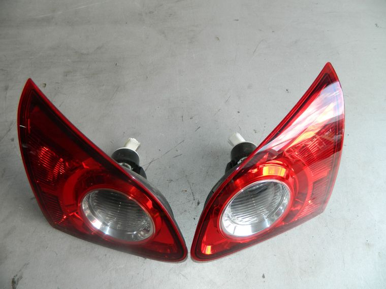 Фонари в крышку багажника NISSAN QASHQAI J10 Зад Лев/Прав 2шт (Контрактный) 235370082