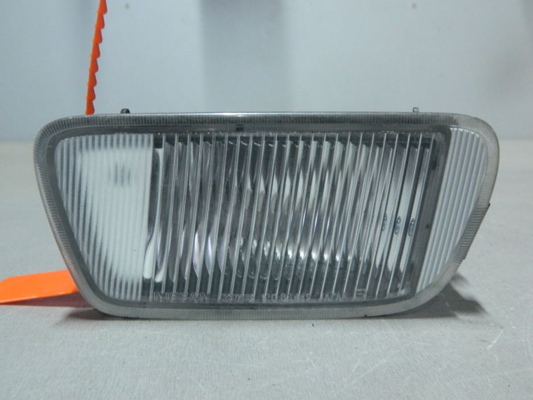 Габарит NISSAN CEFIRO A32 Перед Прав (Контрактный) 72367009