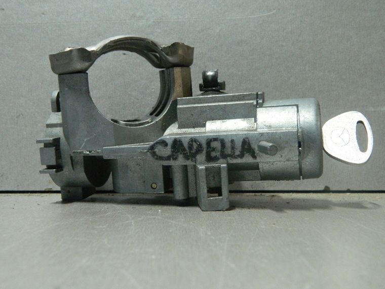 Замок зажигания MAZDA CAPELLA GF8P (Контрактный) 81528167