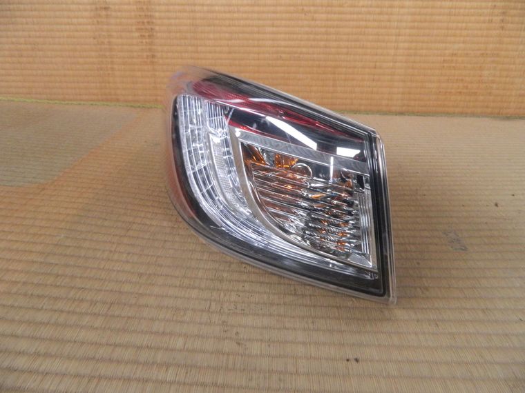 Фонарь MAZDA MAZDA 3 BL Зад Лев 8524 (Контрактный) 25293054