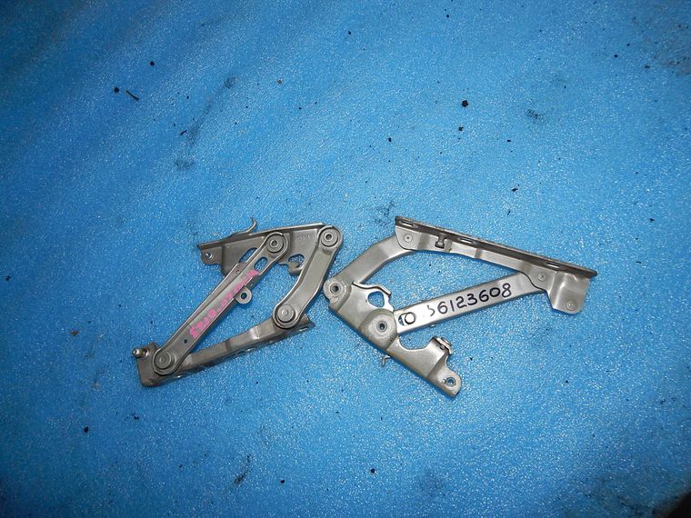 Петля капота MERCEDES-BENZ E-CLASS W211 (ПАРА) (Контрактный) 36123608