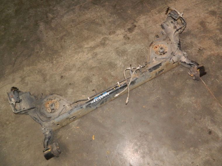 Балка подвески NISSAN SERENA HFC26 Зад (Контрактный) 1040150946