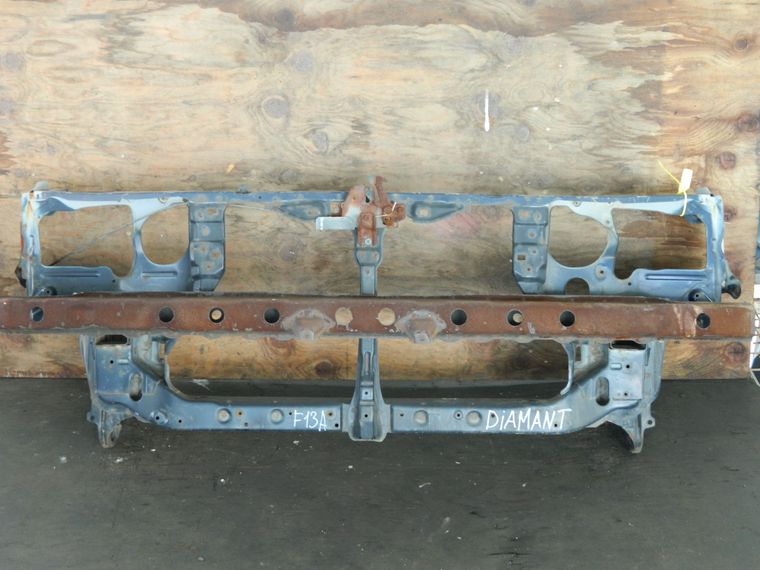 Рамка радиатора MITSUBISHI DIAMANTE F13A (Контрактный) 94584208