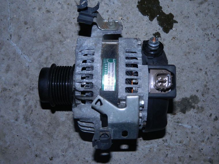 Генератор TOYOTA CAMRY ACV40 2AZFE (Контрактный) 11020106