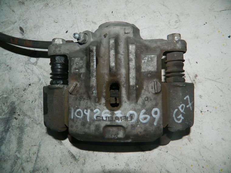 Суппорт SUBARU XV GP7 Зад Лев (Контрактный) 104263069