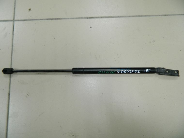 Амортизатор багажника MITSUBISHI AIRTREK CU4W Прав (Контрактный)