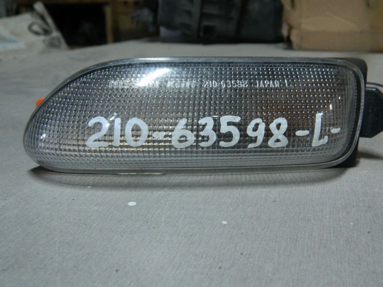 Габарит NISSAN SKYLINE HR34 Перед Лев (Контрактный) 72367077