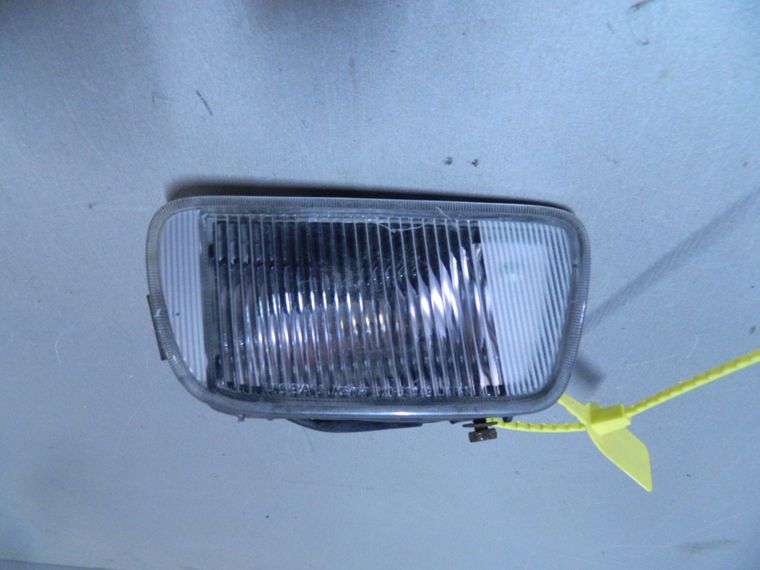 Габарит NISSAN CEFIRO A32 Перед Лев (Контрактный) 79768728