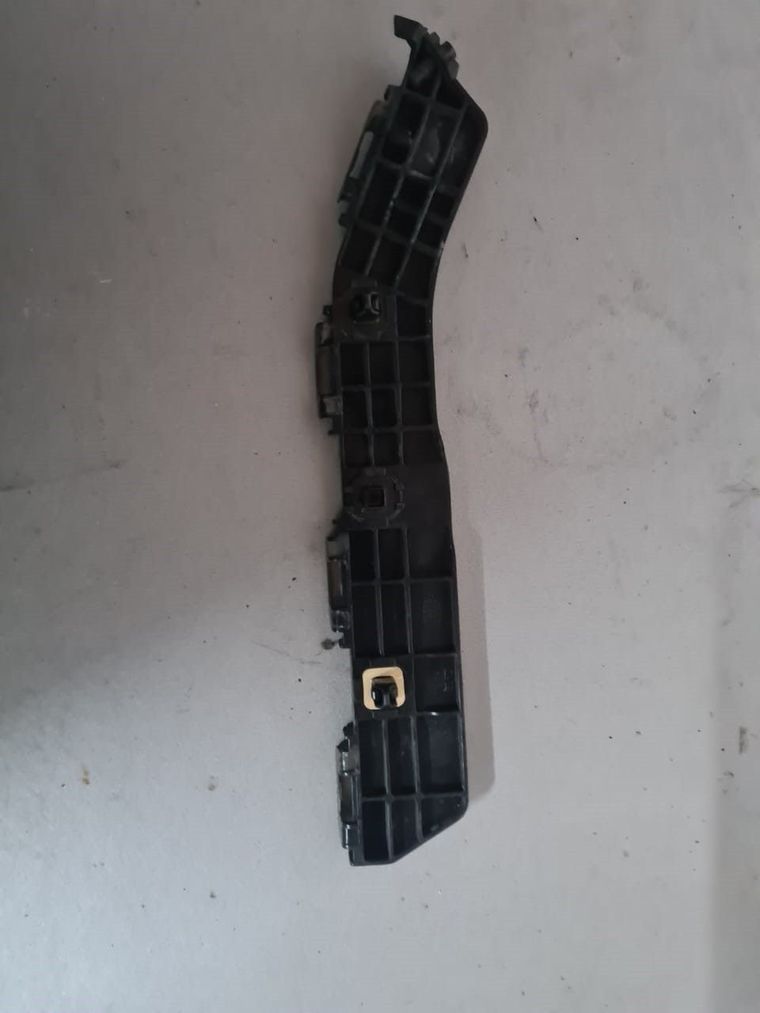 Крепление бампера LEXUS RX350 GGL10 Зад Лев (Контрактный) 2141400083