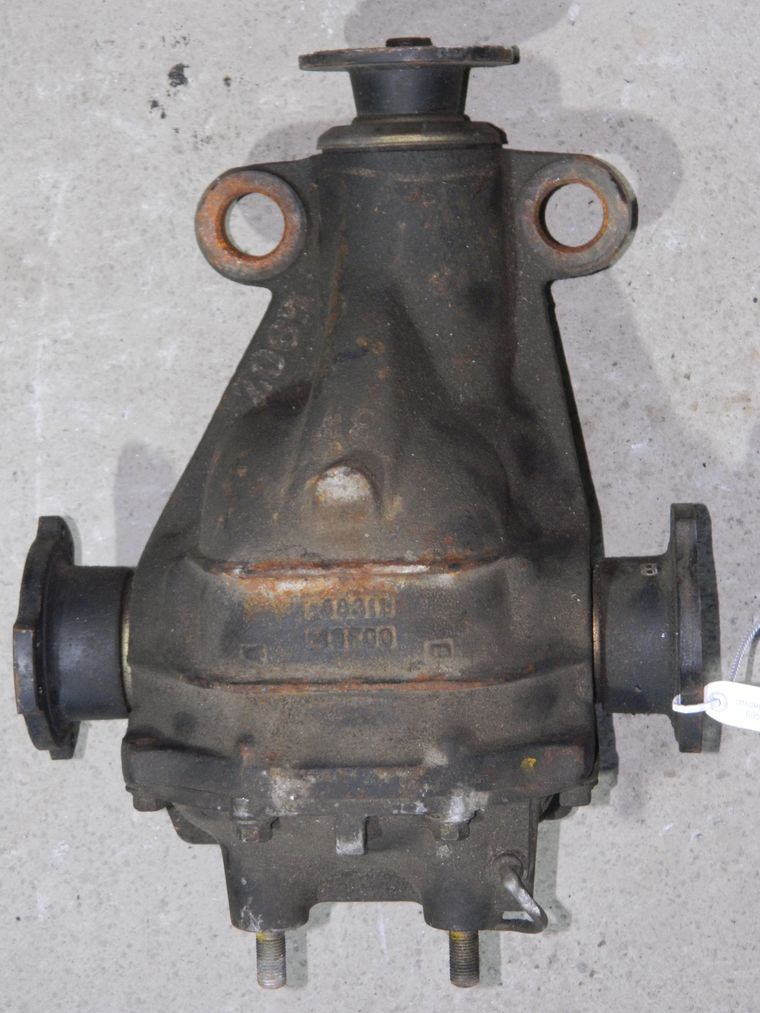Редуктор NISSAN SKYLINE HR33 Зад (Контрактный) 69586495