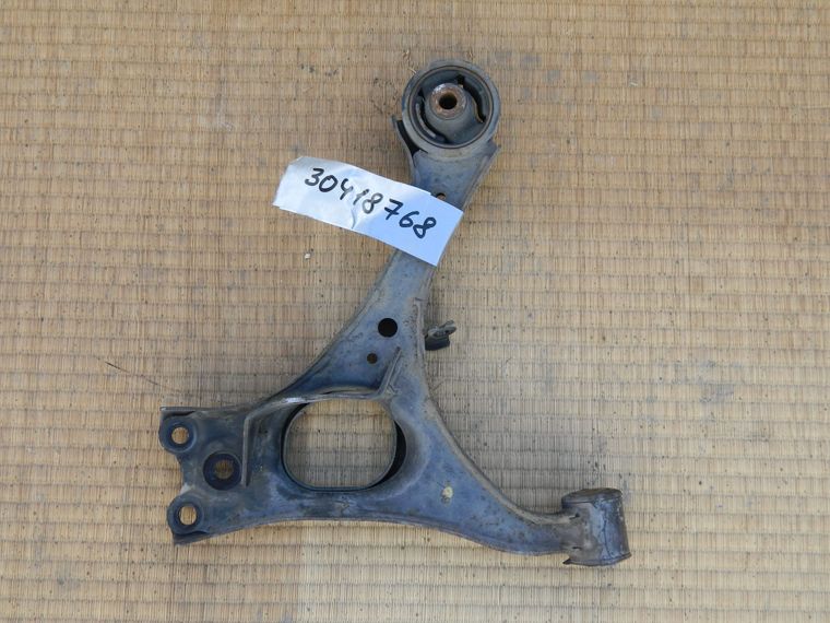 Рычаг подвески HONDA CIVIC FD1 Перед Прав (Контрактный) 30418768