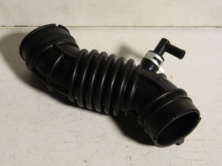 Патрубок воздушного фильтра GENERAL PARTS 16578ED000 NISSAN CUBE YZ11 / Z11