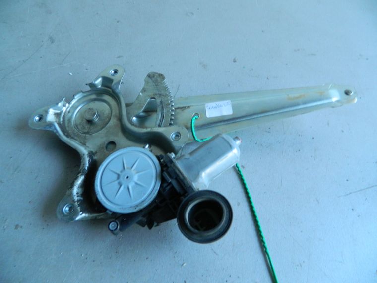 Стеклоподъемник TOYOTA COROLLA E150 Зад Прав (Б/У) 81530970