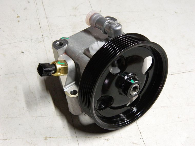 Насос ГУР DAGGER DPV062 FORD FOCUS II 05-11 /VOLVO S40 04- / VOLVO V50 04-12 (с резьбой под шла ГУР)