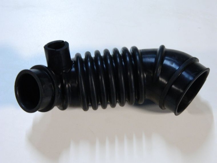 Патрубок воздушного фильтра GENERAL PARTS 1505A376 MITSUBISHI L200