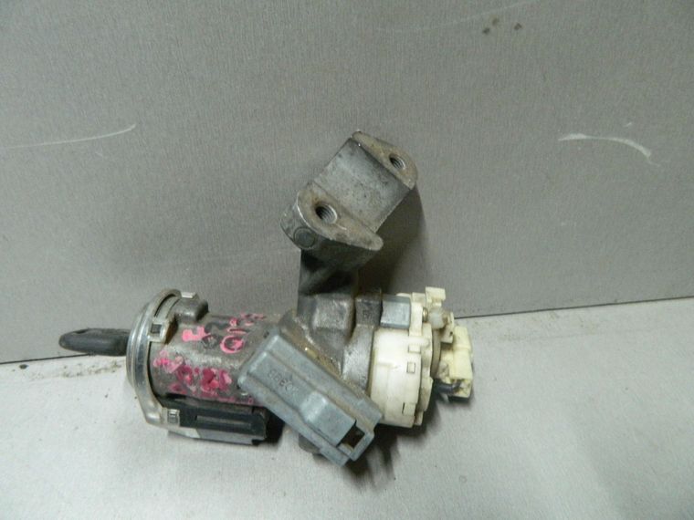 Замок зажигания TOYOTA COROLLA SPACIO NZE121 (Контрактный) 81528158
