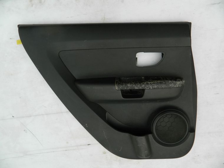 Обшивка двери KIA SOUL AM 2008-2014 Зад Лев (Контрактный) 94584030