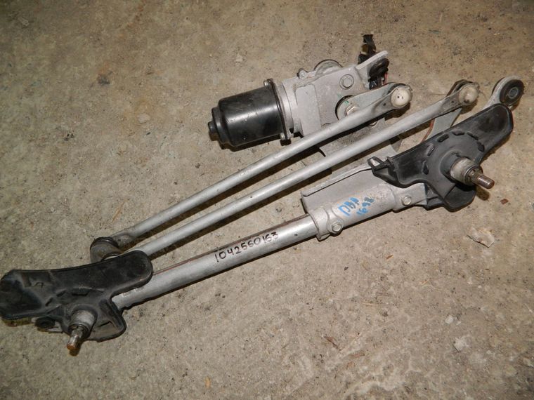 Мотор дворников MAZDA AXELA BLEFP (Контрактный) 1042560163
