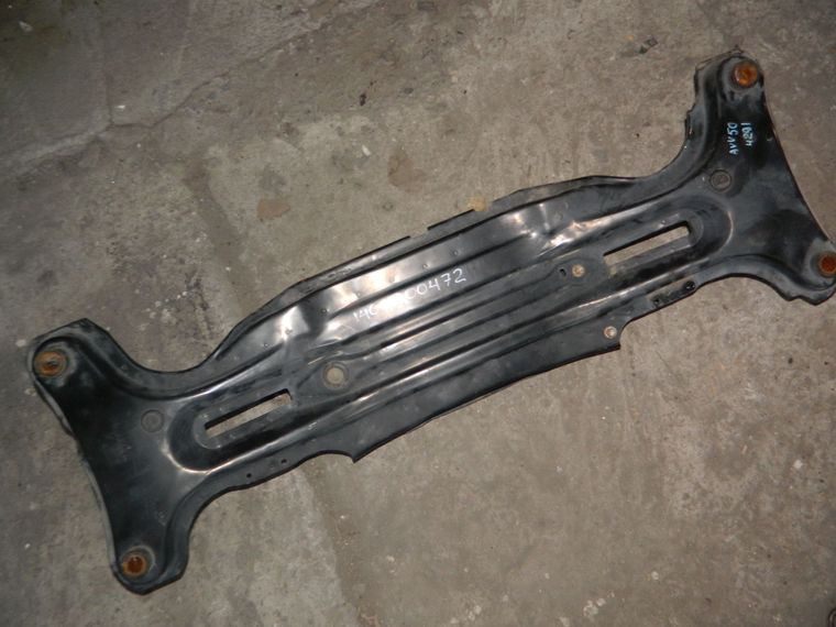 Балка подвески TOYOTA CAMRY AVV50 Зад (Контрактный) 1400800472