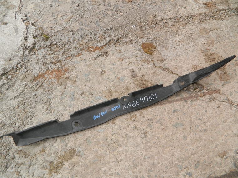 Накладка на крыло MITSUBISHI OUTLANDER CW5W Перед Прав (Контрактный) 1096640101